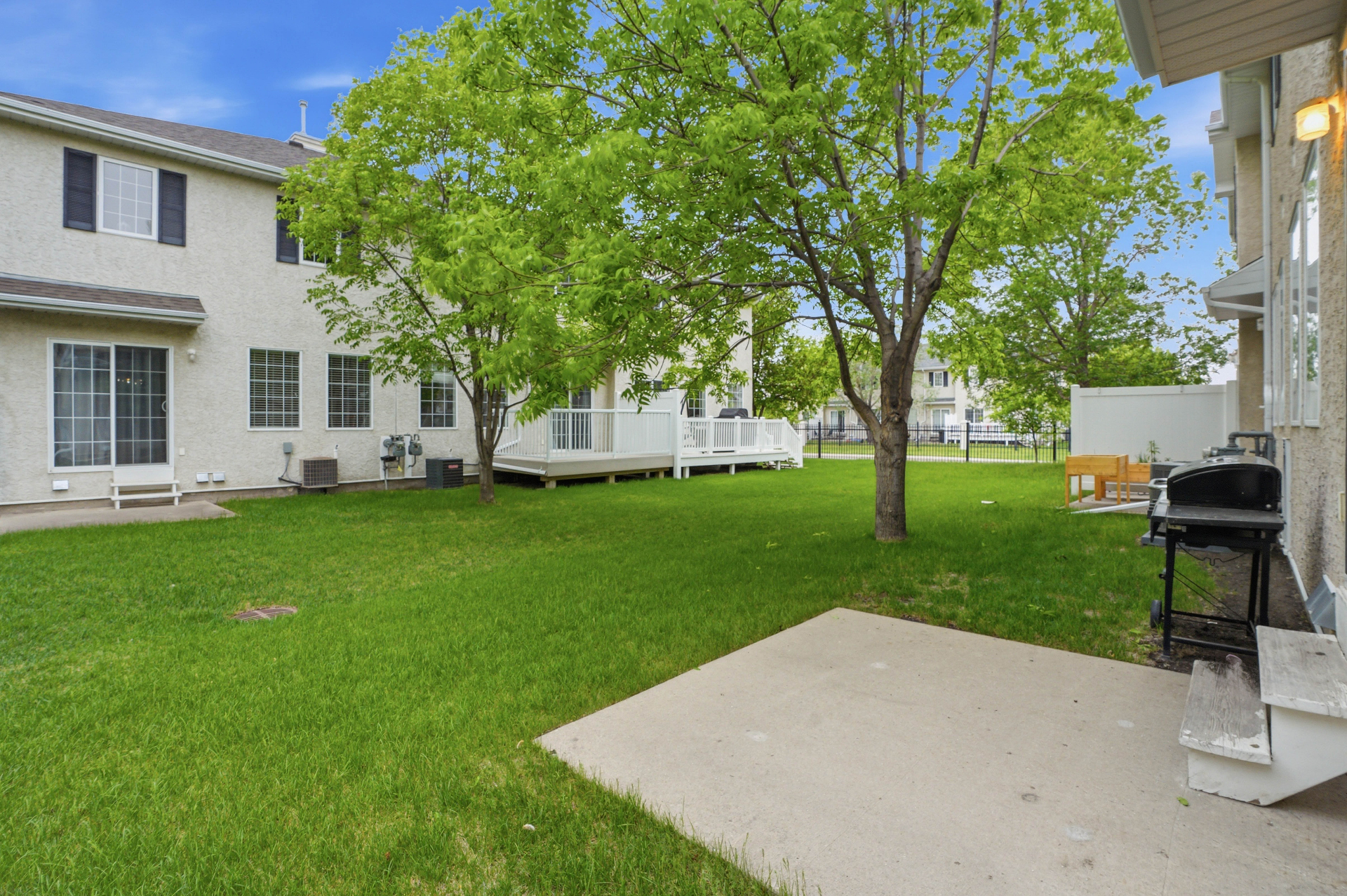 Briarwood 联排别墅｜边套3房2卫单车库-21-138 Banyan Cres——林与唐地产 - 14
